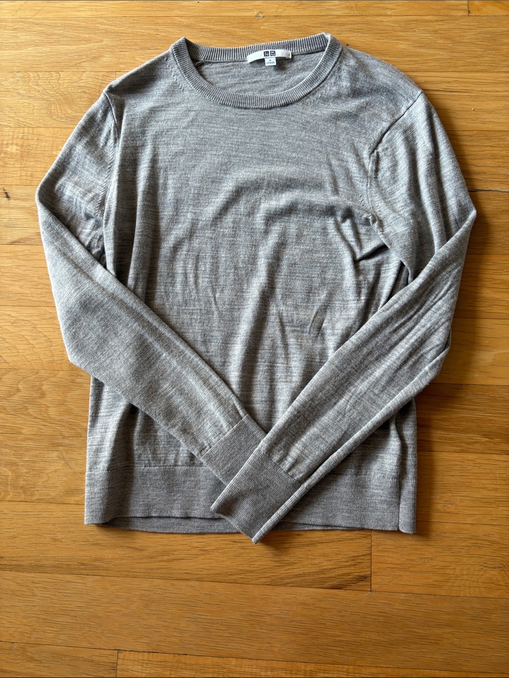 Uniqlo Women's Crewneck Sweater - Light Gray